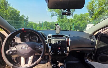 KIA cee'd I рестайлинг, 2010 год, 700 000 рублей, 13 фотография