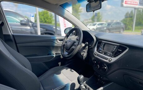 Hyundai Solaris II рестайлинг, 2018 год, 975 000 рублей, 17 фотография