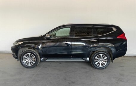 Mitsubishi Pajero Sport III рестайлинг, 2017 год, 2 290 000 рублей, 4 фотография