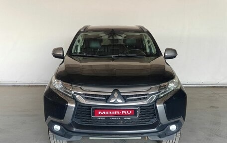 Mitsubishi Pajero Sport III рестайлинг, 2017 год, 2 290 000 рублей, 2 фотография