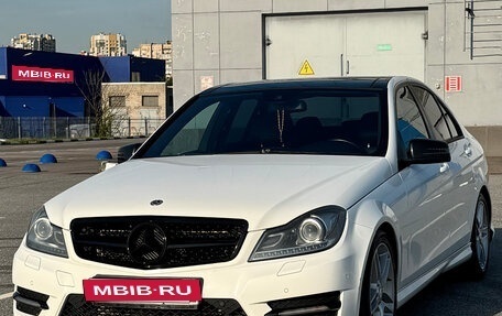 Mercedes-Benz C-Класс, 2013 год, 1 400 000 рублей, 1 фотография