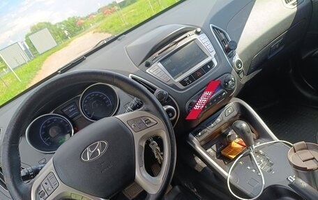Hyundai ix35 I рестайлинг, 2013 год, 1 100 000 рублей, 8 фотография