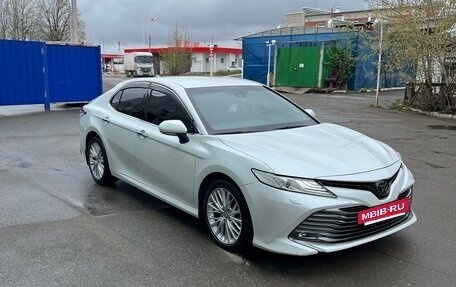 Toyota Camry, 2019 год, 3 050 000 рублей, 7 фотография