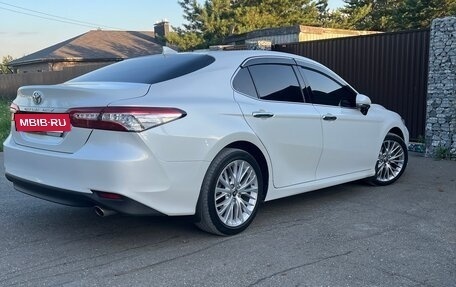 Toyota Camry, 2019 год, 3 050 000 рублей, 21 фотография