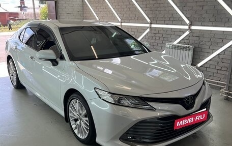 Toyota Camry, 2019 год, 3 050 000 рублей, 15 фотография