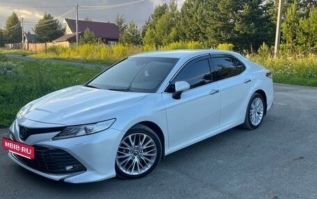 Toyota Camry, 2019 год, 3 050 000 рублей, 19 фотография
