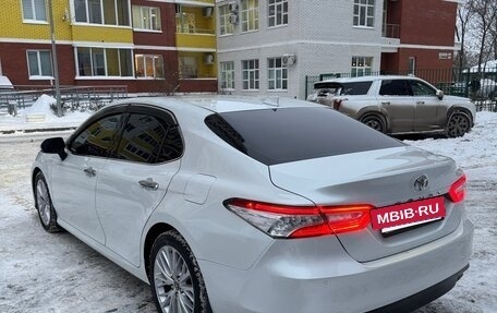 Toyota Camry, 2019 год, 3 050 000 рублей, 26 фотография