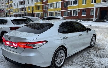 Toyota Camry, 2019 год, 3 050 000 рублей, 28 фотография