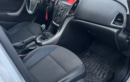 Opel Astra J, 2012 год, 600 000 рублей, 5 фотография