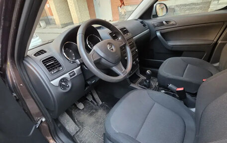 Skoda Yeti I рестайлинг, 2015 год, 1 550 000 рублей, 4 фотография