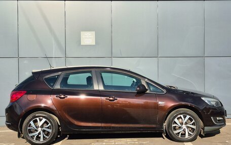 Opel Astra J, 2013 год, 997 000 рублей, 9 фотография
