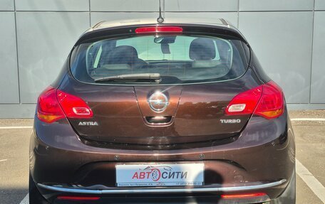 Opel Astra J, 2013 год, 997 000 рублей, 7 фотография