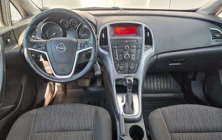 Opel Astra J, 2013 год, 997 000 рублей, 11 фотография