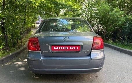 Toyota Avensis III рестайлинг, 2004 год, 465 000 рублей, 4 фотография