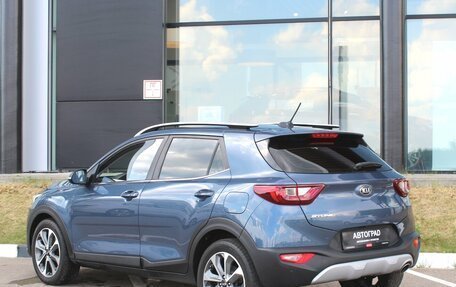 KIA Stonic, 2018 год, 1 590 000 рублей, 6 фотография
