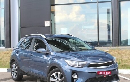 KIA Stonic, 2018 год, 1 590 000 рублей, 3 фотография
