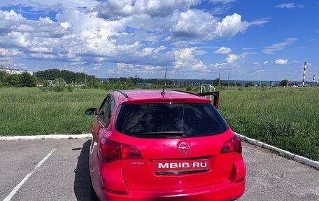 Opel Astra J, 2011 год, 615 000 рублей, 5 фотография