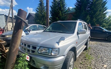 Isuzu Wizard II, 2001 год, 600 000 рублей, 2 фотография