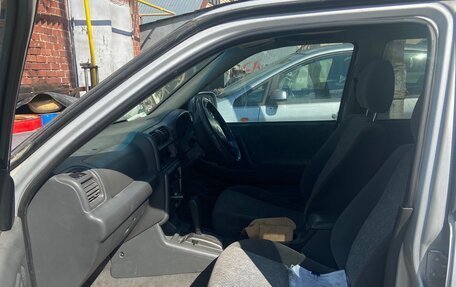Isuzu Wizard II, 2001 год, 600 000 рублей, 13 фотография