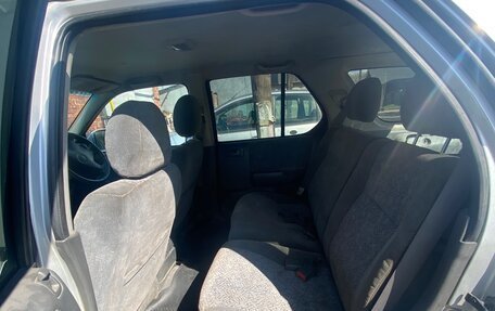 Isuzu Wizard II, 2001 год, 600 000 рублей, 10 фотография