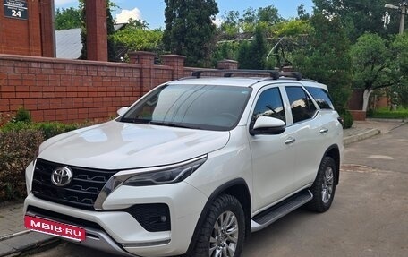 Toyota Fortuner II, 2020 год, 3 750 000 рублей, 3 фотография