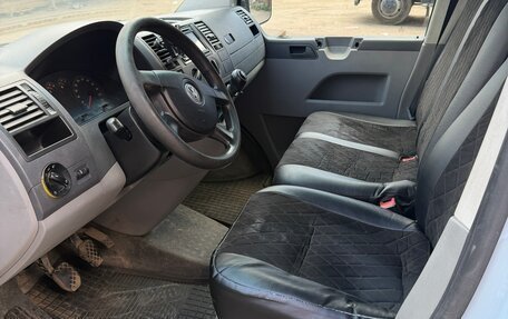 Volkswagen Transporter T5 рестайлинг, 2008 год, 1 390 000 рублей, 9 фотография
