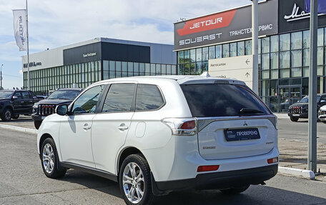 Mitsubishi Outlander III рестайлинг 3, 2013 год, 1 500 000 рублей, 8 фотография