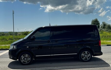 Volkswagen Multivan T5, 2010 год, 2 450 000 рублей, 3 фотография