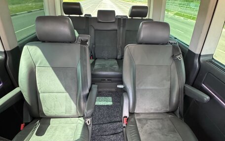 Volkswagen Multivan T5, 2010 год, 2 450 000 рублей, 20 фотография