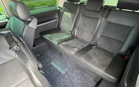 Volkswagen Multivan T5, 2010 год, 2 450 000 рублей, 15 фотография