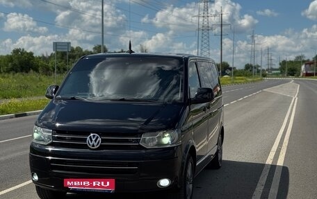 Volkswagen Multivan T5, 2010 год, 2 450 000 рублей, 2 фотография