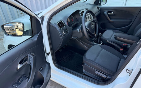Volkswagen Polo VI (EU Market), 2017 год, 1 090 000 рублей, 17 фотография