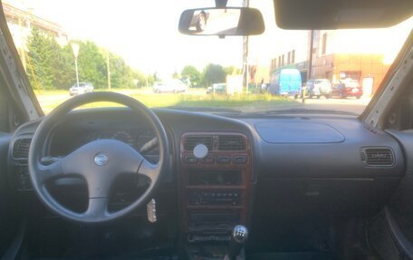 Nissan Primera II рестайлинг, 1992 год, 95 000 рублей, 7 фотография