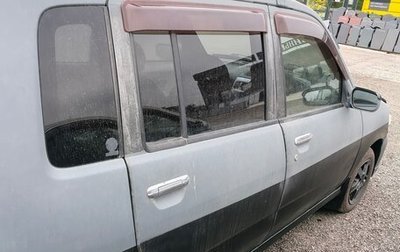 Nissan Cube II, 2001 год, 250 000 рублей, 1 фотография