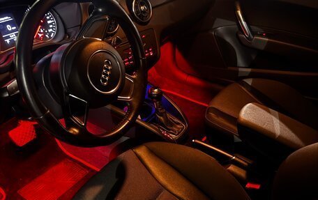 Audi A1, 2011 год, 875 000 рублей, 11 фотография