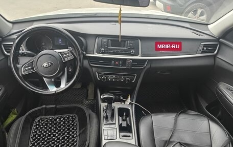 KIA Optima IV, 2019 год, 850 000 рублей, 10 фотография