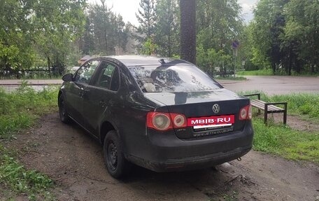 Volkswagen Jetta VI, 2008 год, 450 000 рублей, 2 фотография