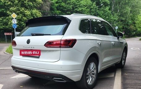 Volkswagen Touareg III, 2021 год, 6 400 000 рублей, 4 фотография