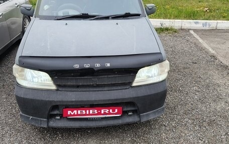 Nissan Cube II, 2001 год, 250 000 рублей, 3 фотография