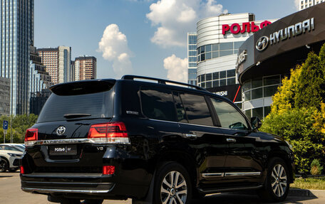 Toyota Land Cruiser 200, 2018 год, 7 662 000 рублей, 4 фотография