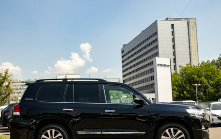 Toyota Land Cruiser 200, 2018 год, 7 662 000 рублей, 3 фотография