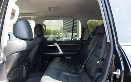 Toyota Land Cruiser 200, 2018 год, 7 662 000 рублей, 9 фотография