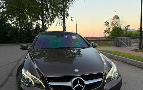 Mercedes-Benz E-Класс, 2013 год, 2 000 000 рублей, 1 фотография