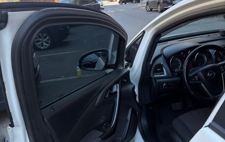 Opel Astra J, 2011 год, 550 000 рублей, 8 фотография