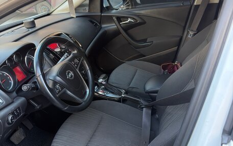 Opel Astra J, 2011 год, 550 000 рублей, 7 фотография