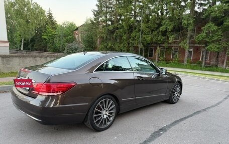 Mercedes-Benz E-Класс, 2013 год, 2 000 000 рублей, 5 фотография