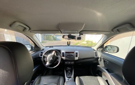 Mitsubishi Outlander III рестайлинг 3, 2012 год, 1 510 000 рублей, 6 фотография