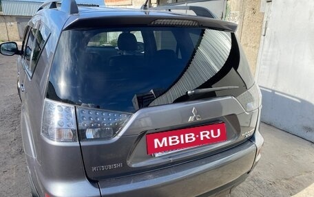 Mitsubishi Outlander III рестайлинг 3, 2012 год, 1 510 000 рублей, 10 фотография