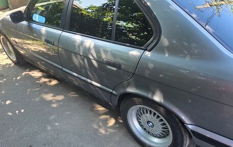 BMW 5 серия, 1992 год, 780 000 рублей, 3 фотография