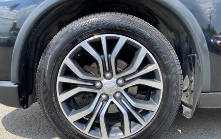 Mitsubishi Outlander III рестайлинг 3, 2018 год, 1 650 000 рублей, 7 фотография